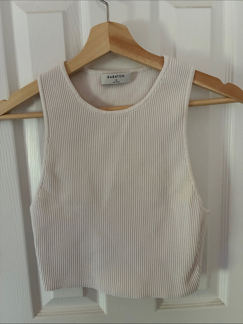 ARITZIA Babaton White Ribbed Tank